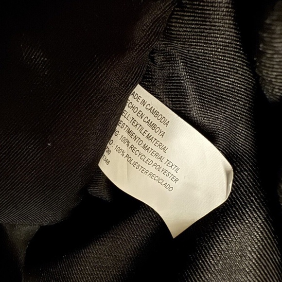 a.New.Day - Picture 10 of 11